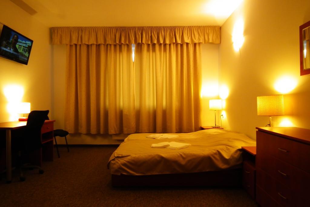 Hotelik Gold Рашин Екстер'єр фото